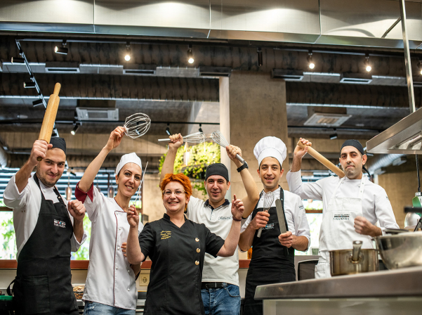 Անահիտ Միքայելյան. Հրաշագործ հրուշակագործի երջանկության սիմֆոնիան