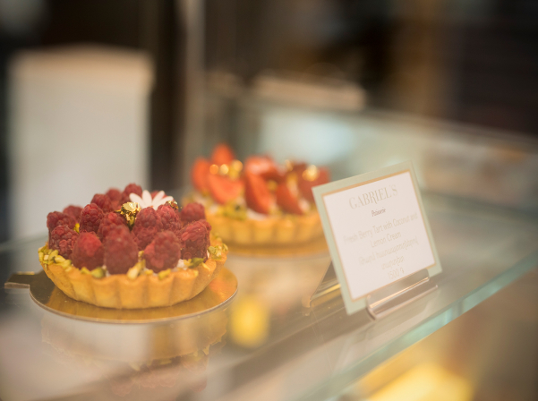 «Ալեքսանդրը», «Օպերան» եւ Gabriel's Patisserie-ի մյուս այցեքարտերը