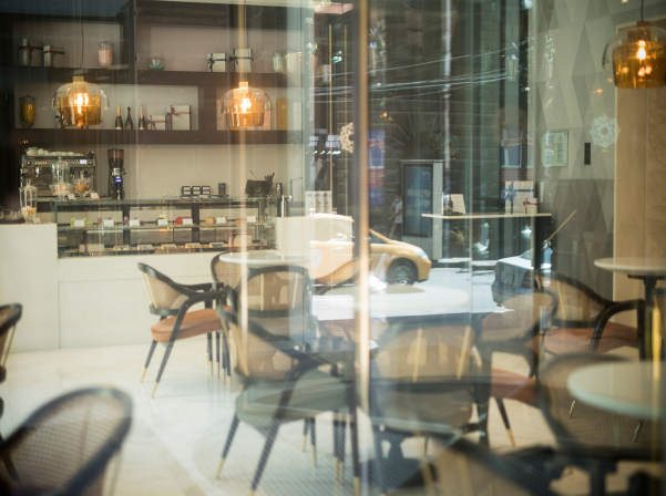 «Ալեքսանդրը», «Օպերան» եւ Gabriel's Patisserie-ի մյուս այցեքարտերը