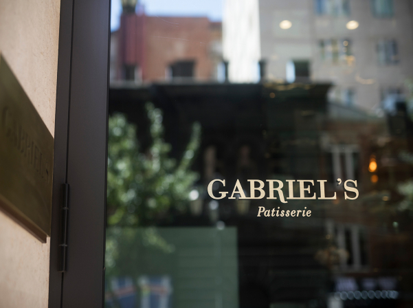 «Ալեքսանդրը», «Օպերան» եւ Gabriel's Patisserie-ի մյուս այցեքարտերը