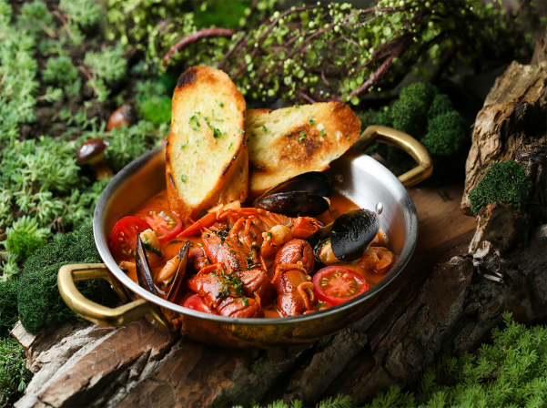 JCook. աշխարհի համերը՝ խտացված Սարյան փողոցում