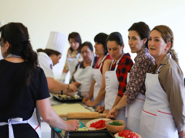 Երեւանից-Տաթեւ՝ մոռացված ուտեստների հետքերով 