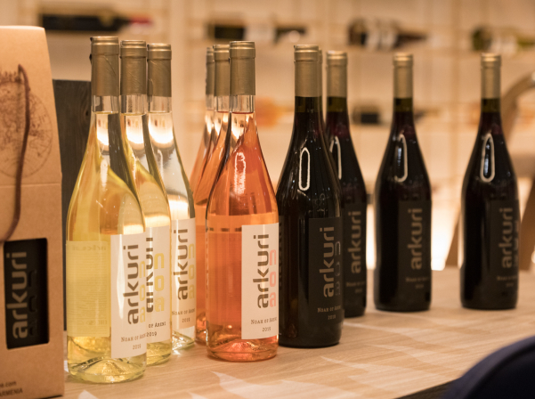 NOA Wines-ը ներկայացրել է «Արկուռի» գինիները