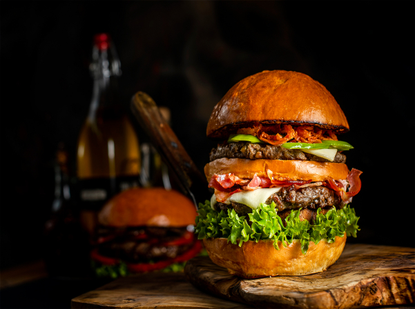 Burgery Angus & More. հյութեղ բուրգեր՝ տեղական թարմ մսից 