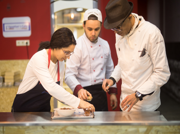 Շեֆ Ամինի եգիպտական սրճարանը, եզակի համերն ու մատչելի ճաշացանկը