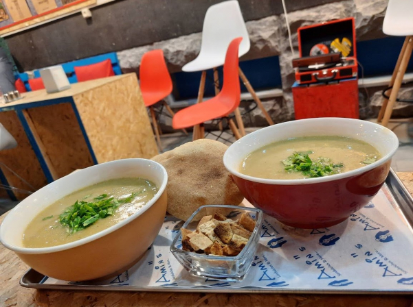 Շեֆ Ամինի եգիպտական սրճարանը, եզակի համերն ու մատչելի ճաշացանկը