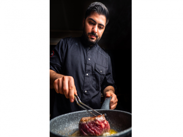 Արայիկ Ամզայանի եւ ընկերների «Կենտրոնական խոհանոց-Հայաստան»-ը