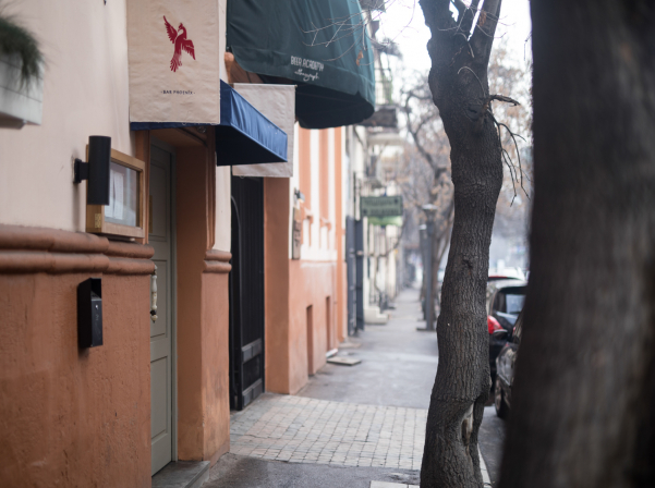 Bar Phoenix. «Արարատի» հիմքով կոկտեյլային ալքիմիա եւ «արբած» խոհանոց