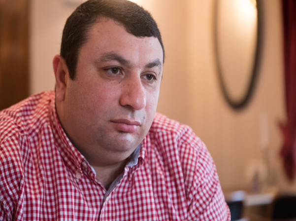 Bar Phoenix. «Արարատի» հիմքով կոկտեյլային ալքիմիա եւ «արբած» խոհանոց