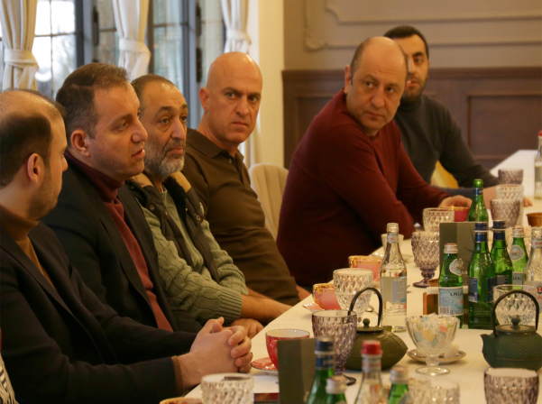 Ռեստորատորների եւ էկոնոմիկայի նախարարի հանդիպման մանրամասները