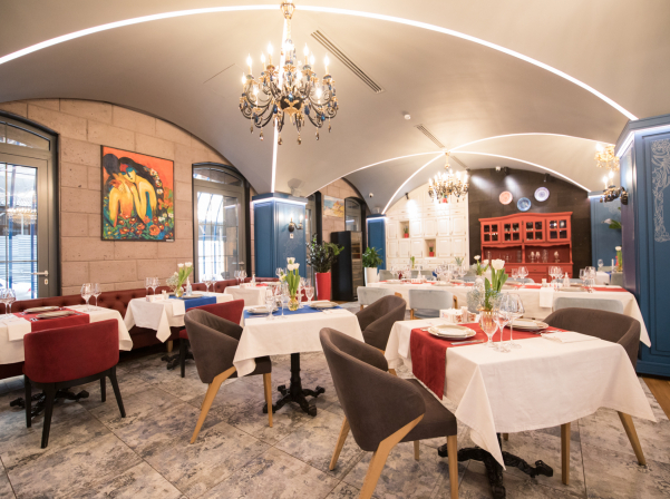 Jivan. ռուսական եւ հայկական խոհանոցները նոր մեկնաբանությամբ