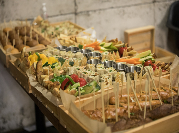 «Քoլի»-ի յուրօրինակ պատառներն ու Վարդայի մարդ-ռեստորանները