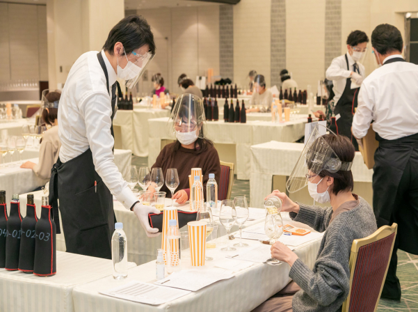 Вино KOOR White Reserve получило две золотые медали в Японии