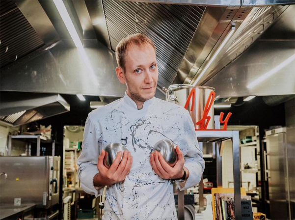 Անտոն Իսակովն ու Գարիկ Խաչատրյանը «չորս ձեռքով» ընթրիք կպատրաստեն