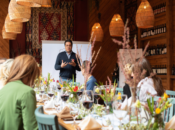 #ԳԱՌունը գալիս է համարձակ եւ ավանդական ուտեստներով