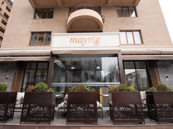 «Մայրիկ» ռեստորան. Մուսա լեռից Երեւանի կենտրոն ձգվող պատմություն