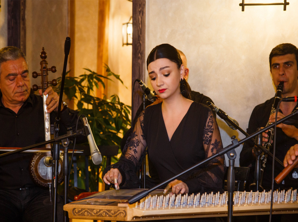 «Քամանչա»՝ բարեկարգ փողոց, ազգային խոհանոց ու լավ երաժշտություն