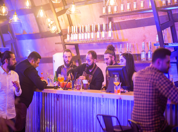 Լոռու խառնված համեր եւ ալկոհոլային թունդ խմիչք՝ «Անգար»-ում