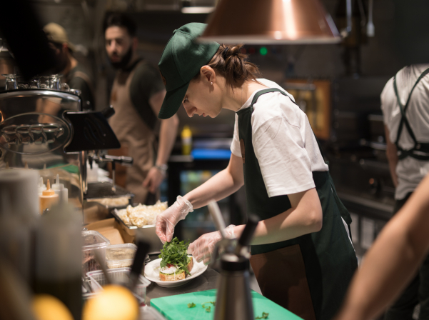 Novikov Group-ի առաջին ռեստորանը Երեւանում. ավոկադո եւ բաց խոհանոց