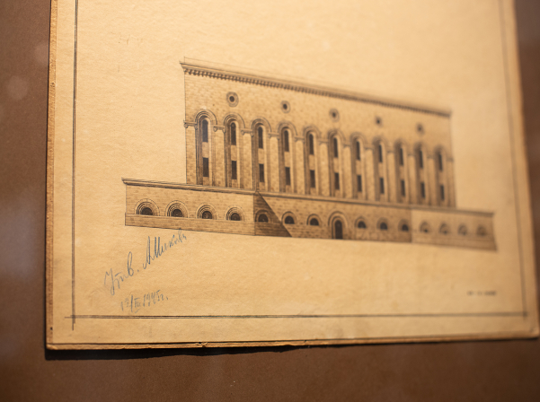 «Քարի ձայնն ու բույրը», «Արարատը» եւ Միկոյանի մակագրությունը