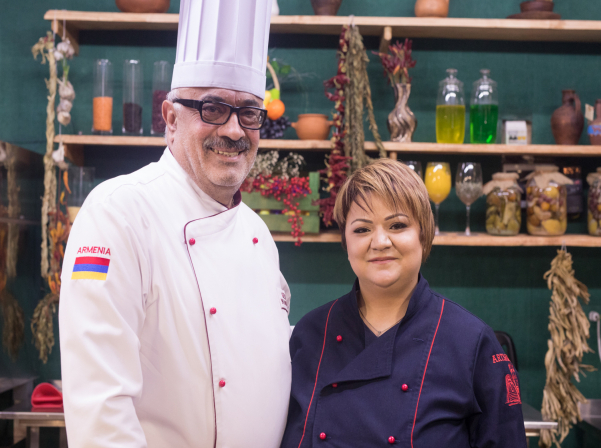 Նախկին զինվորական, այժմ խոհարար շուշեցի Ալյոնան ու վերադարձի հույսը 