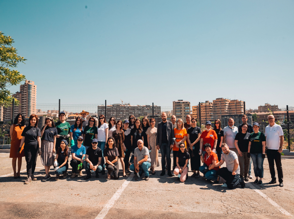 Երեւանի կոնյակի գործարանը «Կենդանի կանաչ պատ» է հիմնել