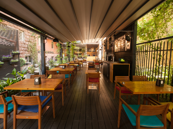 Tap Station. Ամիրյանի օազիսը՝ հեղինակային ուտեստներով ու գարեջրի կանգառով