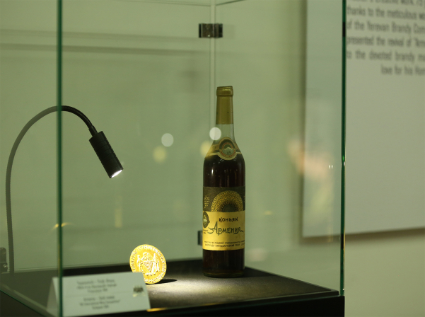 «Եվ ծագում է արեւը». ARARAT-ի ոսկե հաղթանակների տարեգրությունը