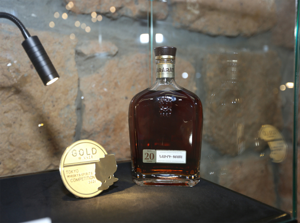 «Եվ ծագում է արեւը». ARARAT-ի ոսկե հաղթանակների տարեգրությունը