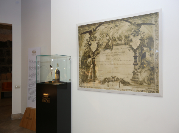 «Եվ ծագում է արեւը». ARARAT-ի ոսկե հաղթանակների տարեգրությունը