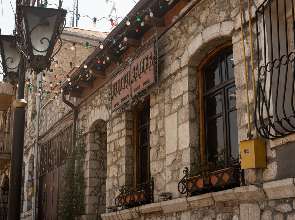  Արցախում սիրիահայերի հիմնած «Սամրան» չփակվեց ողջ պատերազմի ընթացքում