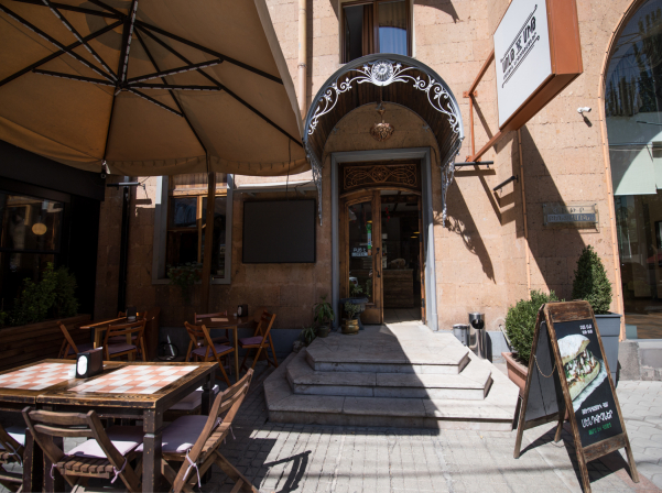 SALT the MEAT-ի ընտանեկան բաղադրատոմսերը եւ «առողջ ֆասթֆուդը»