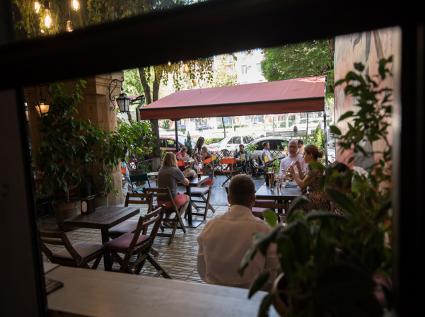 SALT the MEAT-ի ընտանեկան բաղադրատոմսերը եւ «առողջ ֆասթֆուդը»