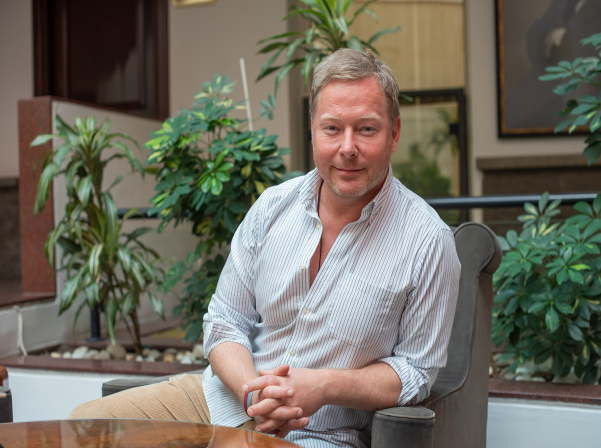 «Խոհարարության Ինդիանա Ջոնսը» բացահայտում է Հայաստանի ԴՆԹ-ն