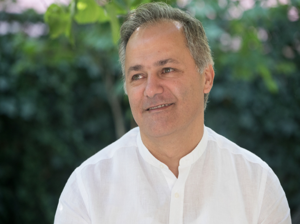 Վալսի հնչյունների ներքո Վարդենիսում ծնվող «Տատեոնը» 