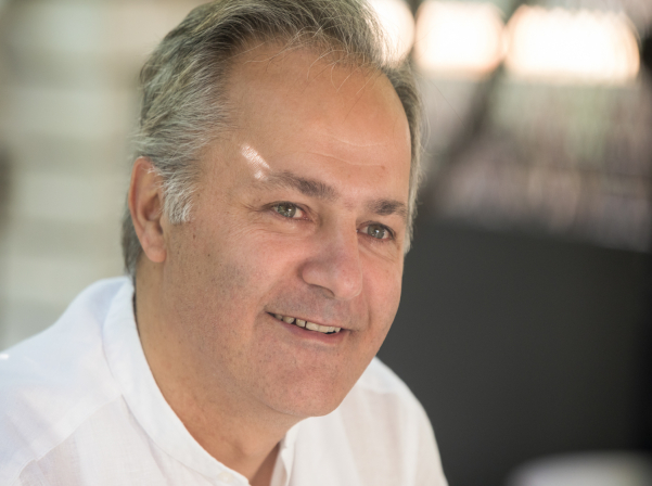 Վալսի հնչյունների ներքո Վարդենիսում ծնվող «Տատեոնը» 