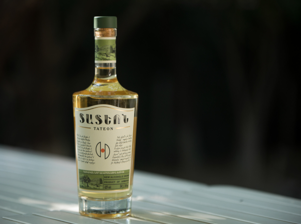 Վալսի հնչյունների ներքո Վարդենիսում ծնվող «Տատեոնը» 