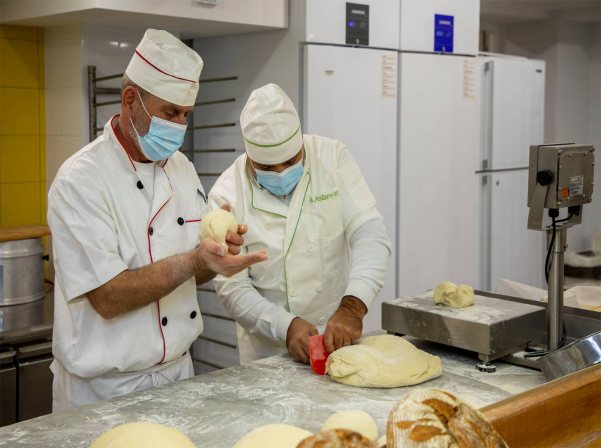 «Դիակոնիա»-ի ուսումնարանն ու անմահական բույրով ավանդական հացը