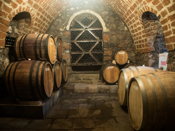 Նորքի 150 տարեկան մառանն ու բուտիկային գինին