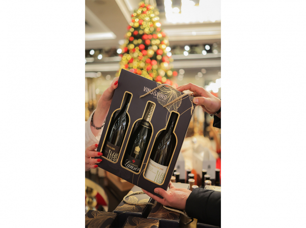 Vino & Vino-ի 1000-ից ավելի անունով պորտֆոլիոն եւ հատուկ առաջարկները