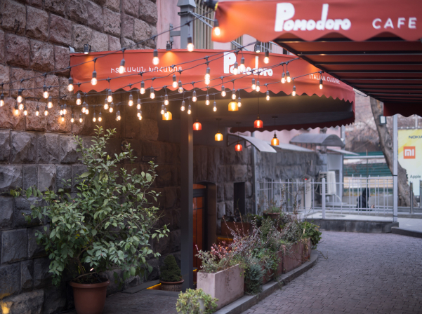 Pomodoro. Իտալական նեղլիկ փողոցի ավանդական ուտեստները