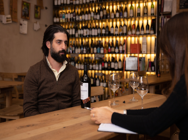 Hazarvaz. Հազար վազով այգին ու տերուարի մասին պատմող գինին