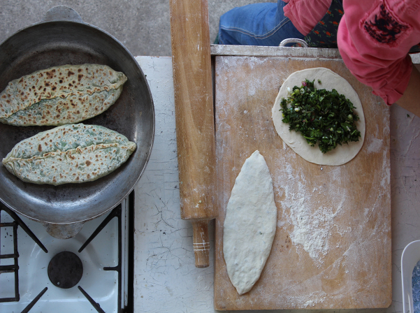 Զանգեզուրի «խրթխրթան» տոլման եւ Գորիսի նիստուկացը` Աշխենի «Լոբի»-ում