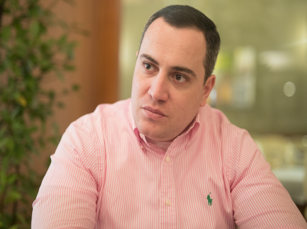 Kilikia Restaurant & Terrace. «Սալոն»-ը նոր անունով եւ մենյուով 