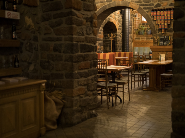 Kilikia Restaurant & Terrace. «Սալոն»-ը նոր անունով եւ մենյուով 