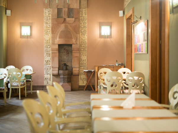 Kilikia Restaurant & Terrace. «Սալոն»-ը նոր անունով եւ մենյուով 