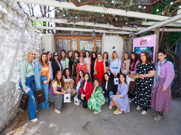 «Գինու Օրեր»-ի մրցանակը եւ գինին կենցաղ բերողները 