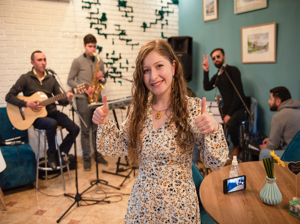 Իջեւանում սրճարան այցելելու մշակույթ ձեւավորող Novel Art Cafe-ն 