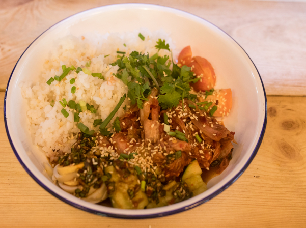 Hummus-Kimchi. Կորեական ու իսրայելական համեր՝ Երեւանի կենտրոնում 