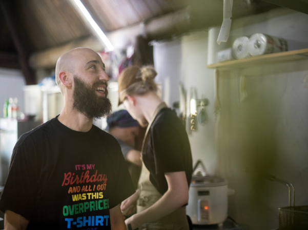 Hummus-Kimchi. Կորեական ու իսրայելական համեր՝ Երեւանի կենտրոնում 